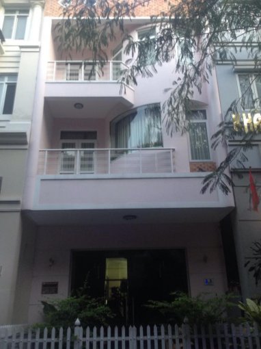 Nhà phố Hưng Gia