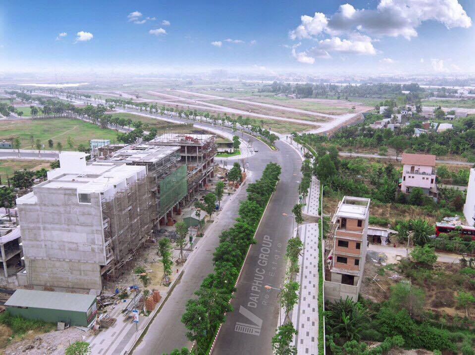 Đang thi công xây nhà phố