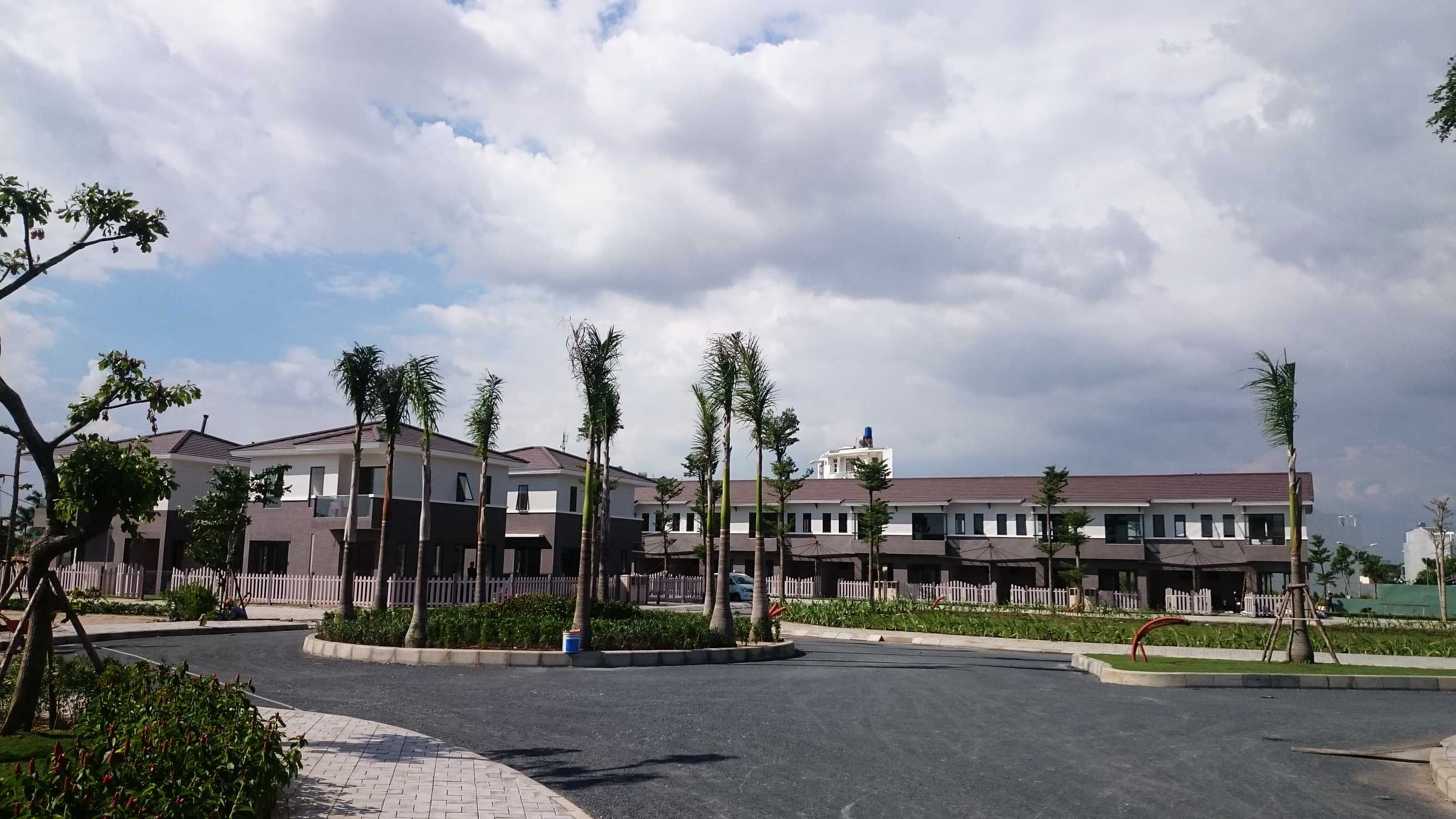 Đã hoàn tất xây dựng nhà ở gói 1, chuẩn bị hoàn tất xây dựng và nghiệm thu nhà ở gói 2