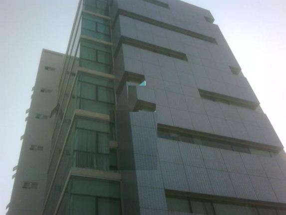 V Building