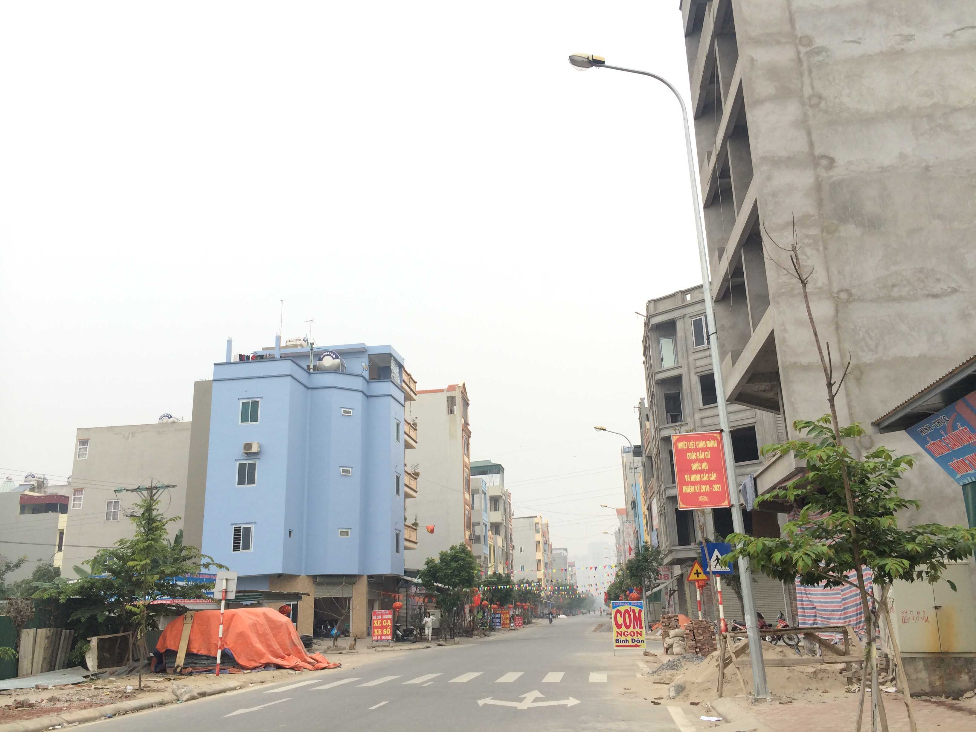 Dự án đã xây dựng một số khu liền kề và chung cư, còn lại đang san lấp mặt bằng chuẩn bị xây dựng