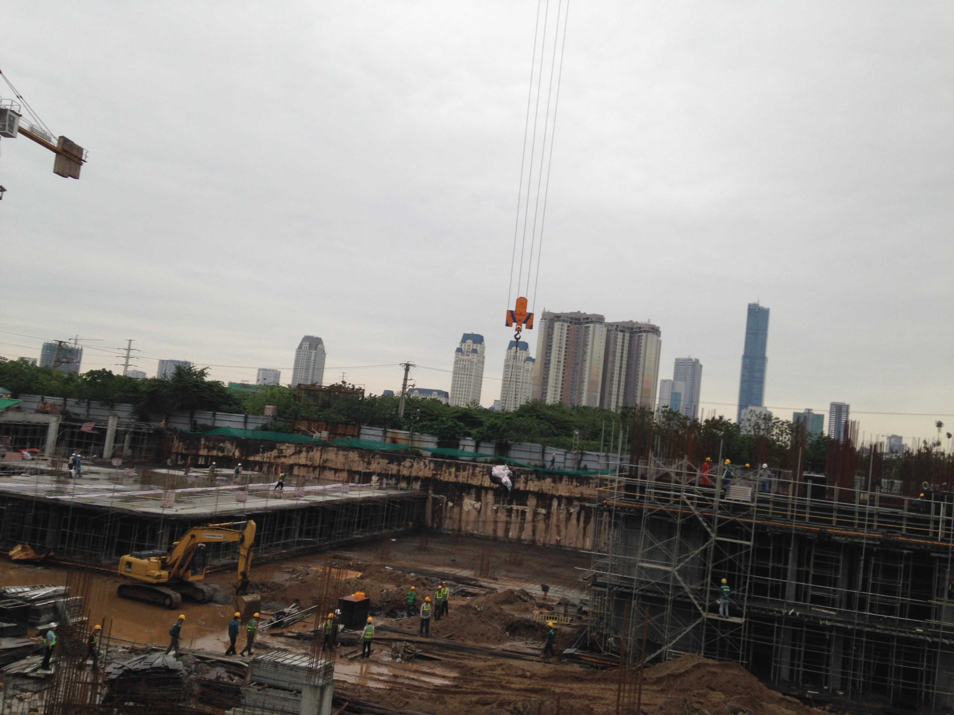 Dự án đang thi công hầm và mặt sàn tầng 2