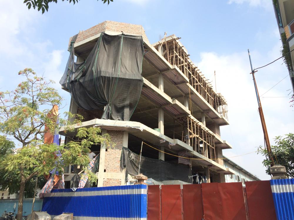 Dự án đang hoàn thiện thô các căn ở mặt đường Thanh Bình