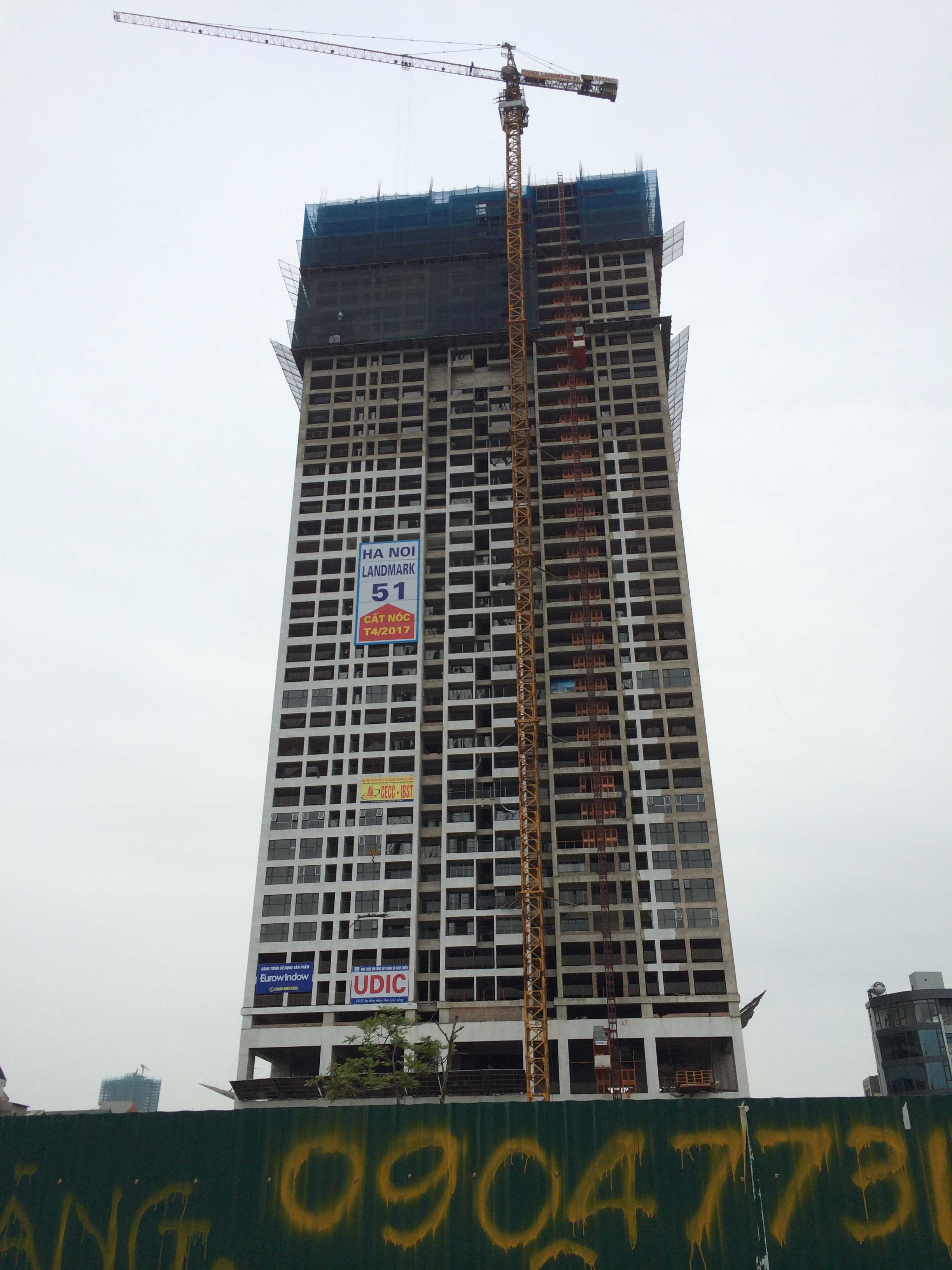 Dự án đang thi công tới mặt sàn tầng 44