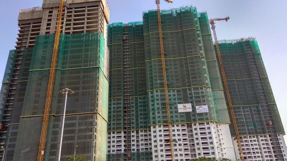 1 khối 2 tháp đang xây tầng 18, các khối khác đã cất nóc