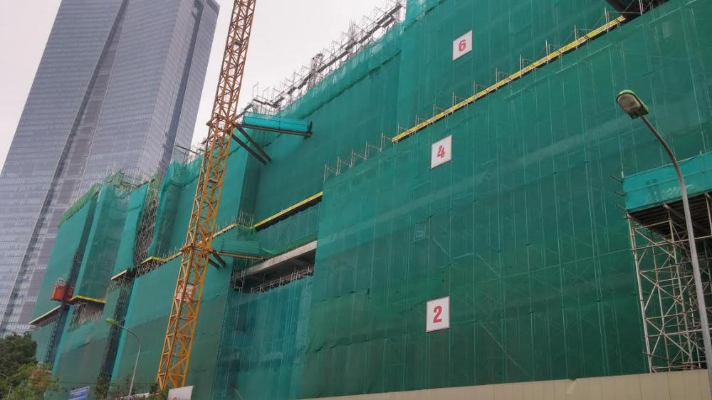 1 khối đang thi công tới tầng 10, 1 khối thi công tới tầng 8