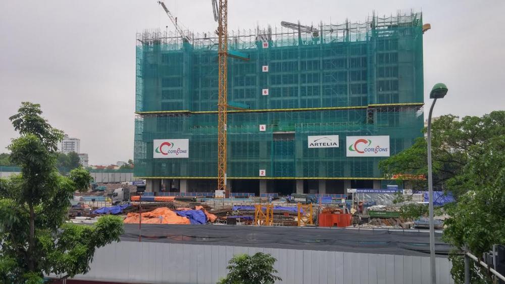 1 khối đang thi công tới tầng 10, 1 khối thi công tới tầng 8