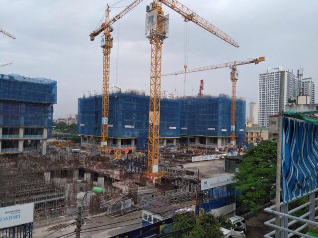 Các tòa Autumn, Sping và Summer 2 thi công tới tầng 8