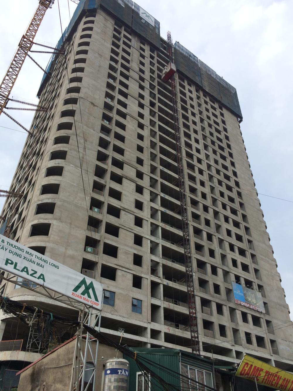 Một tòa đang thi công tới mặt sàn tầng 28, một tòa thi công mặt sàn tầng 5