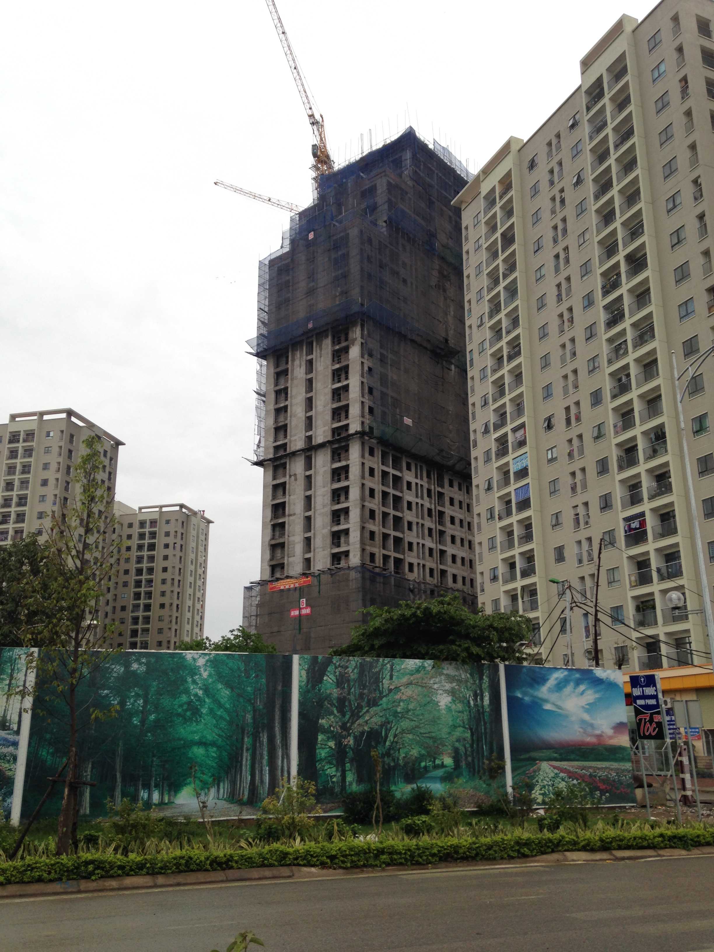 Ba tòa đều xây đến mặt sàn tầng 31