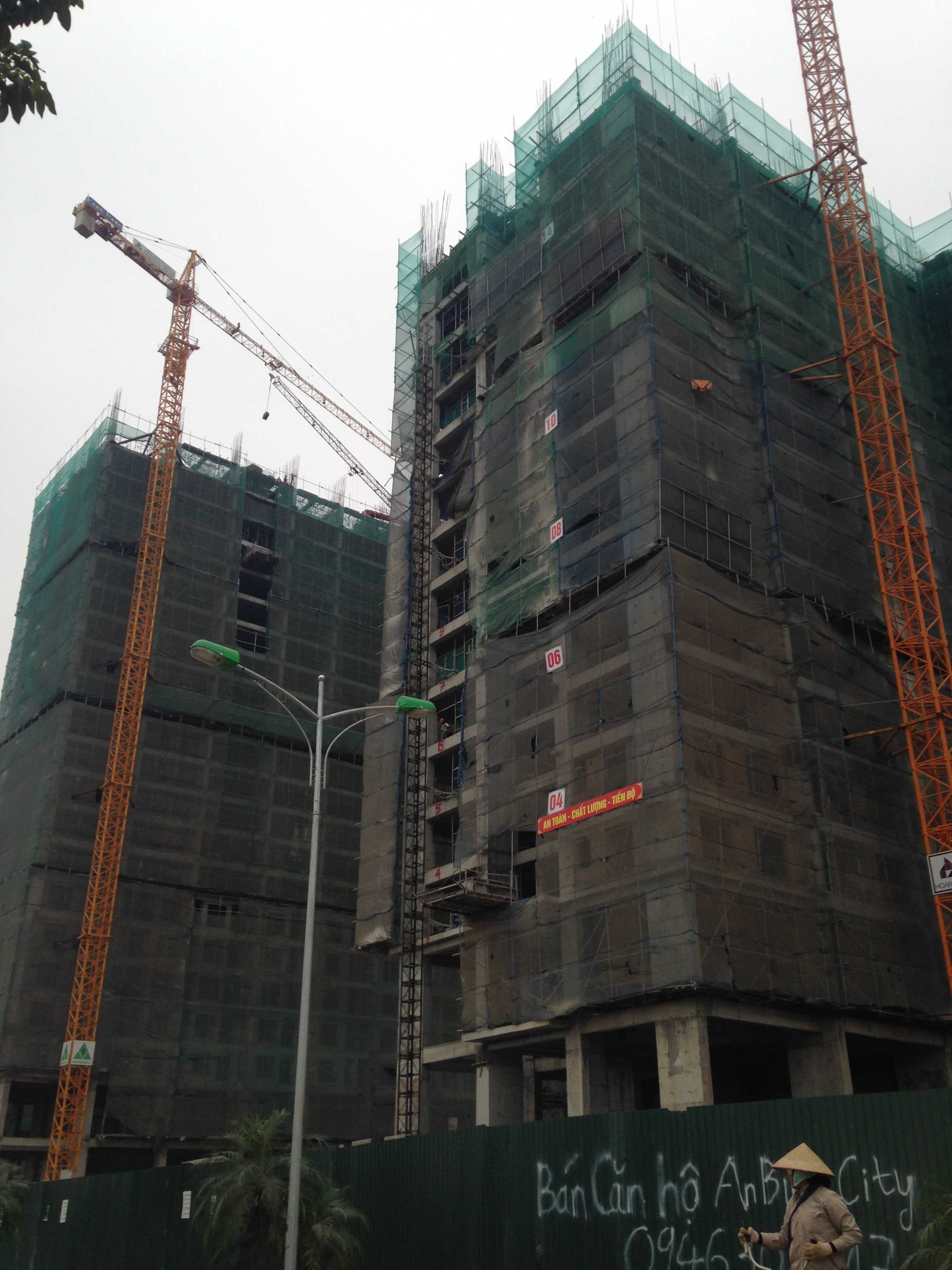 Dự án có 8 tòa, các tòa đang thi công tới mặt sàn từ tầng 9-22