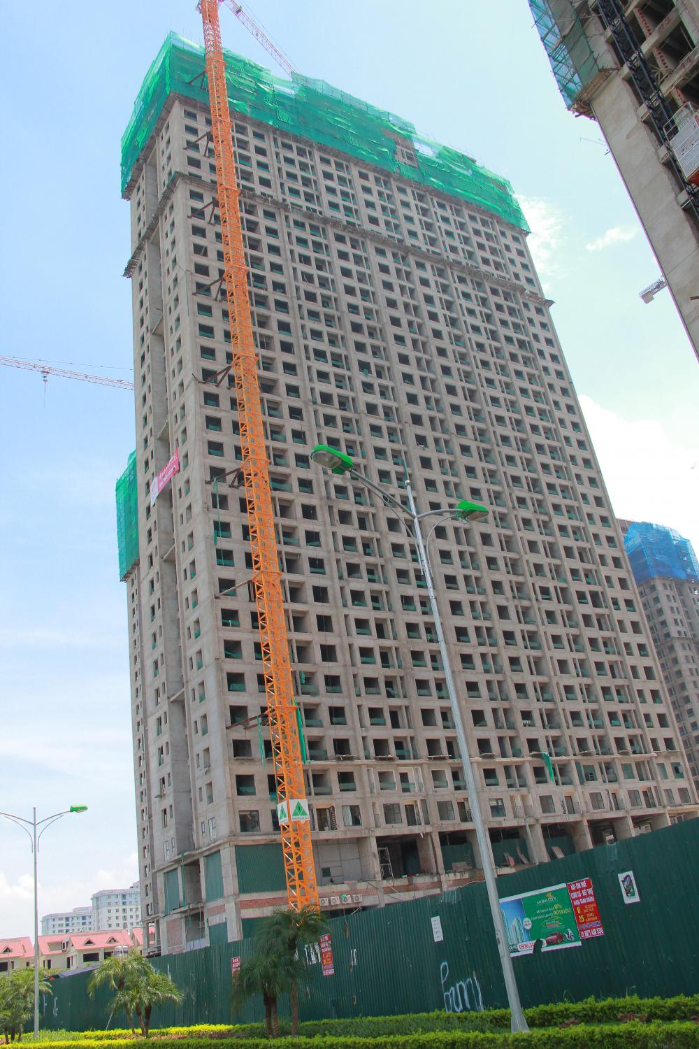 6 tòa đã xong thô, còn lại đang thi công từ tầng 21 đến 36