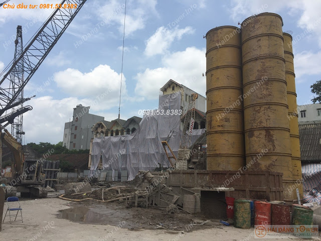 Dự án đang tiến hành ép cọc nhồi để xây hầm