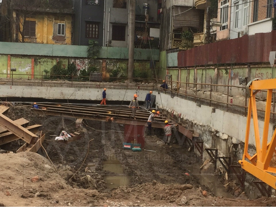 Dự án đang thi công song song phần móng và phần hầm