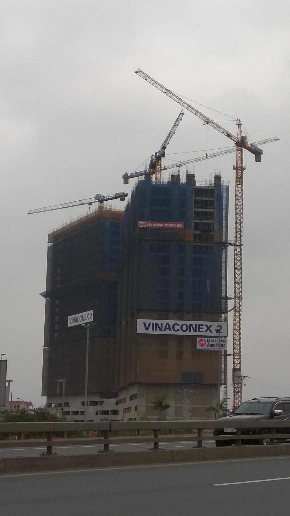 1 tòa đang thi công tới mặt sàn tầng 22, 1 tòa đang thi công tới mặt sàn tầng 25