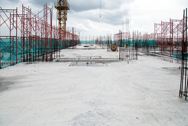 Đang thi công tầng 12