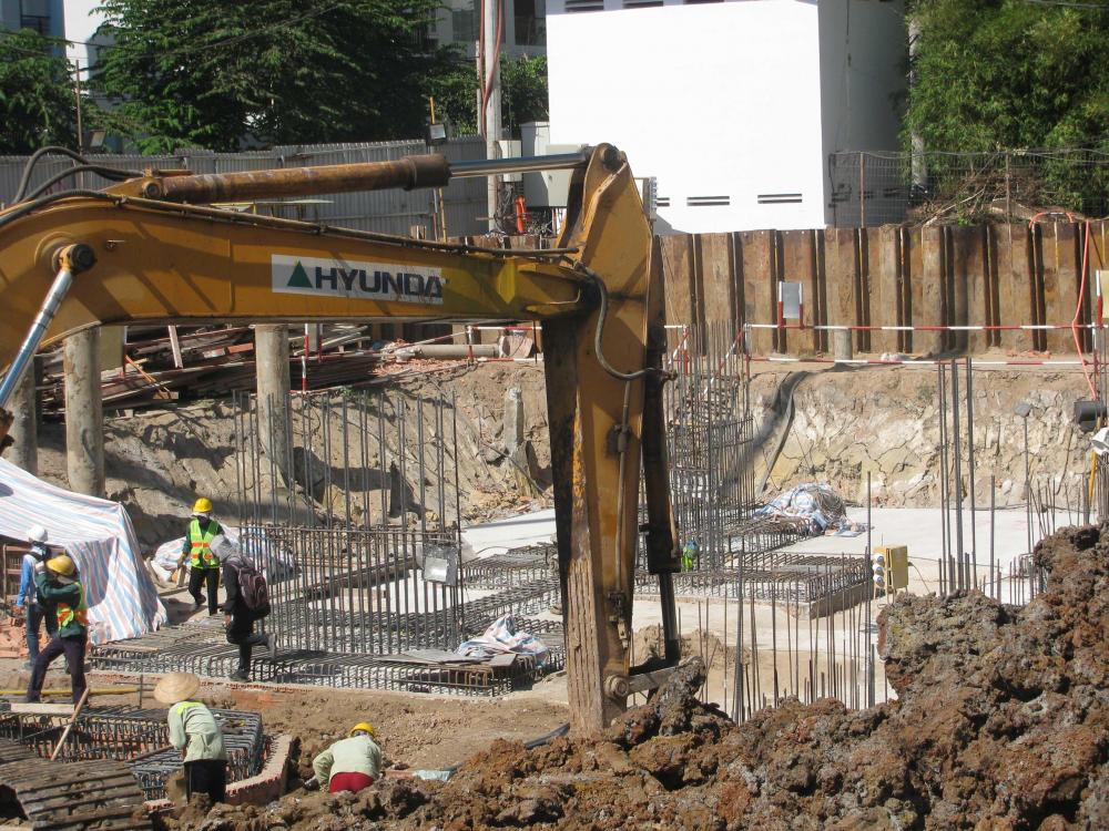 Phần móng của dự án đang được gấp rút hoàn thành