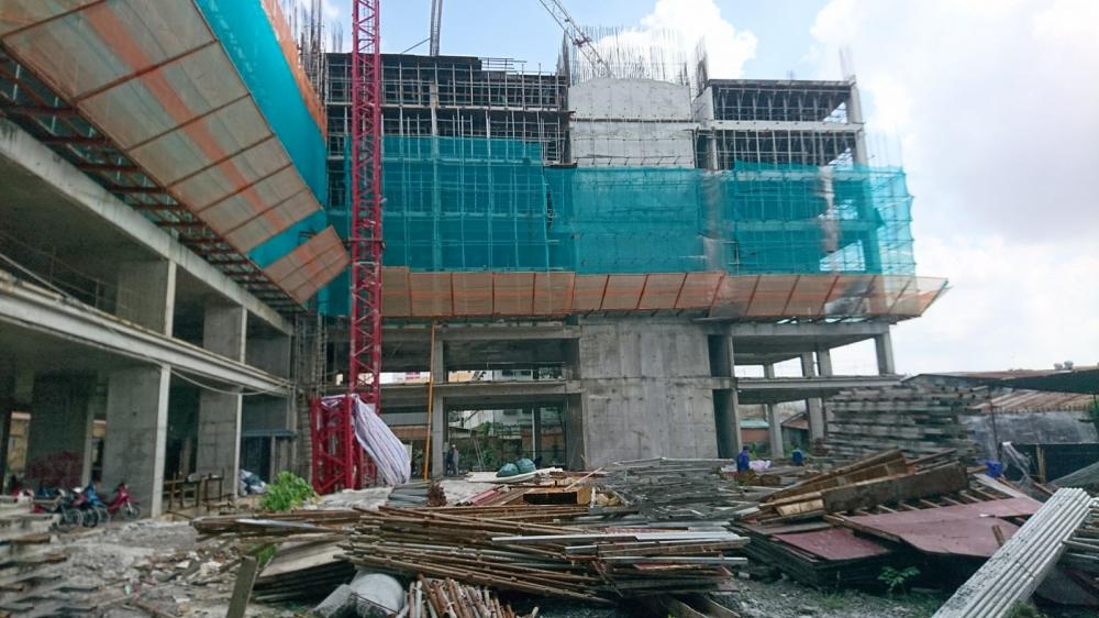 Block C2 đang xây sàn tầng 8